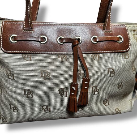 Dooney & Bourke Large Tassel Canvas Tote Bag Beige Brown Y2K — Read Description - Picture 3 of 15